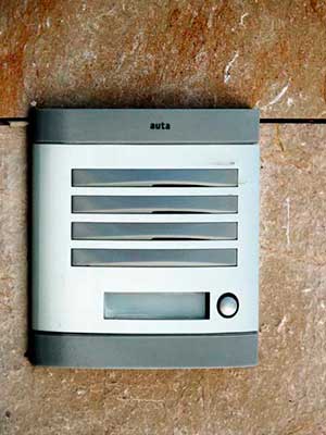 Instalación de interfono en barcelona